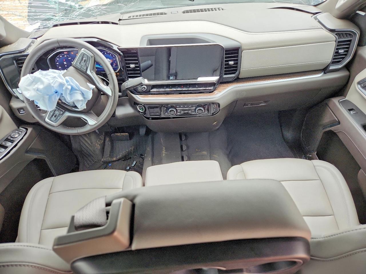 2025 Chevrolet Silverado K1500 LT