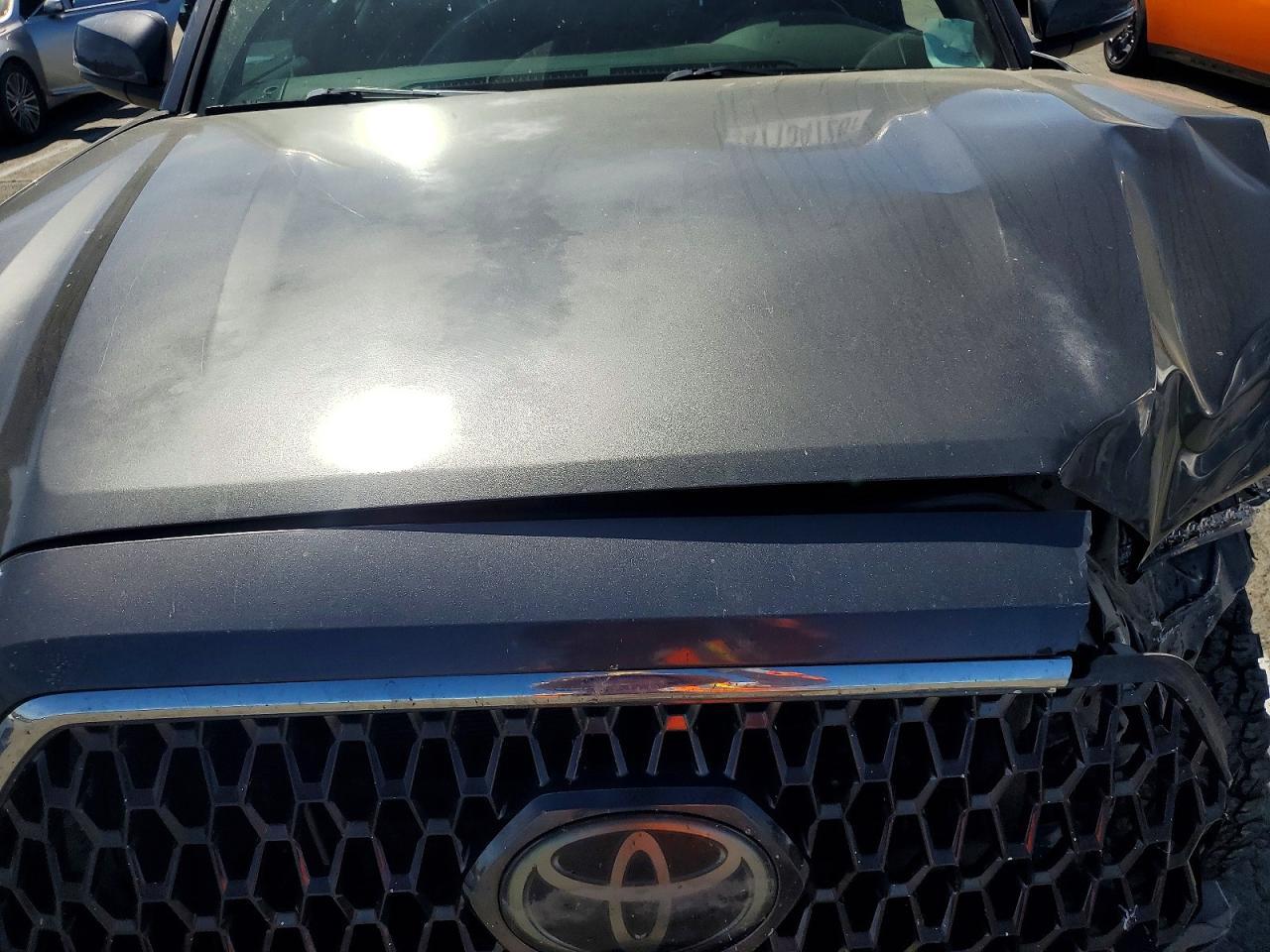 2018 Toyota Tacoma TRD OFF-Road