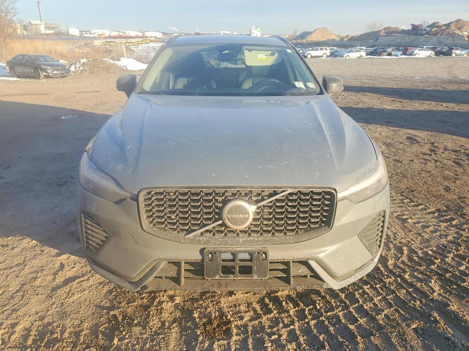 2024 Volvo Xc60 Core