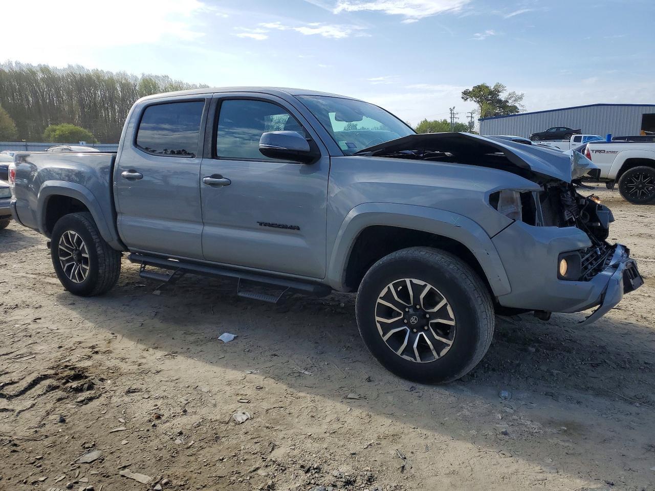 2020 Toyota Tacoma TRD Sport