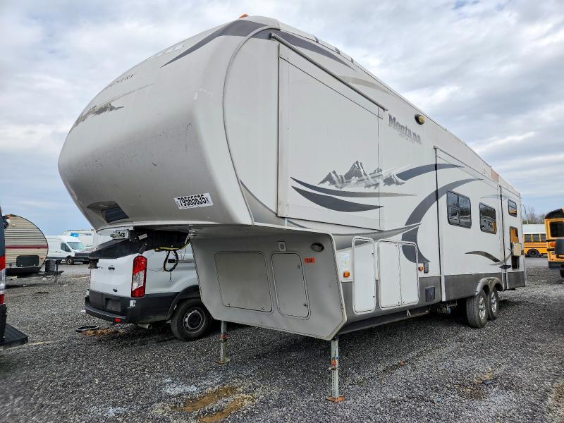 2011 Keystone Montana Camper