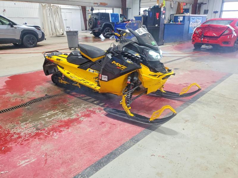 2025 Skidoo MX Z X-RS E-TEC 850R