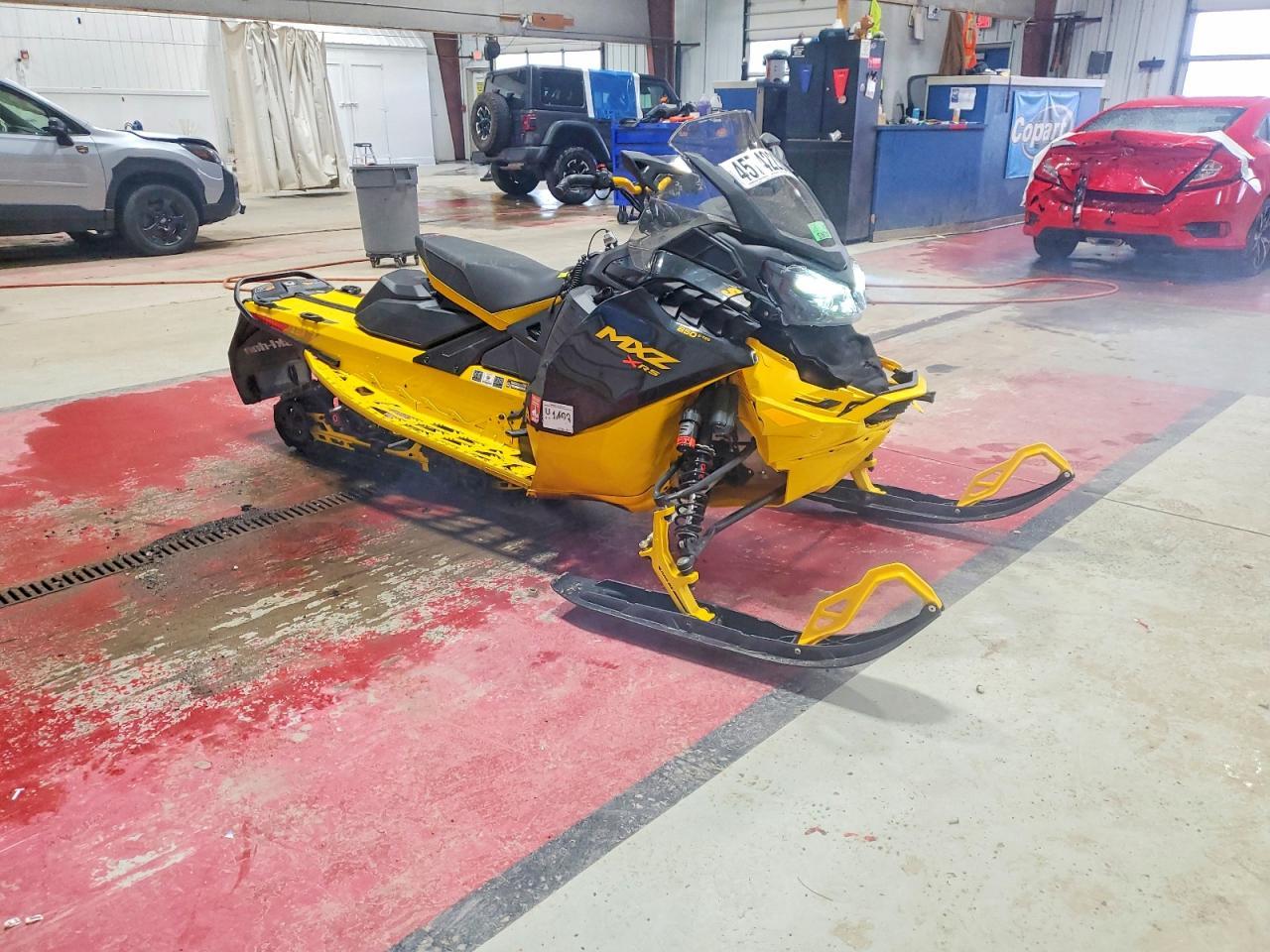 2025 Skidoo MX Z X-RS E-TEC 850R