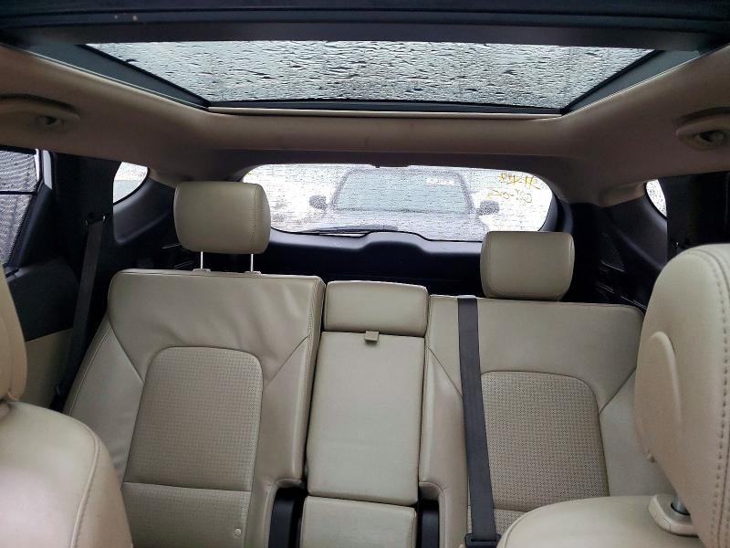 2013 Hyundai Santa fe s