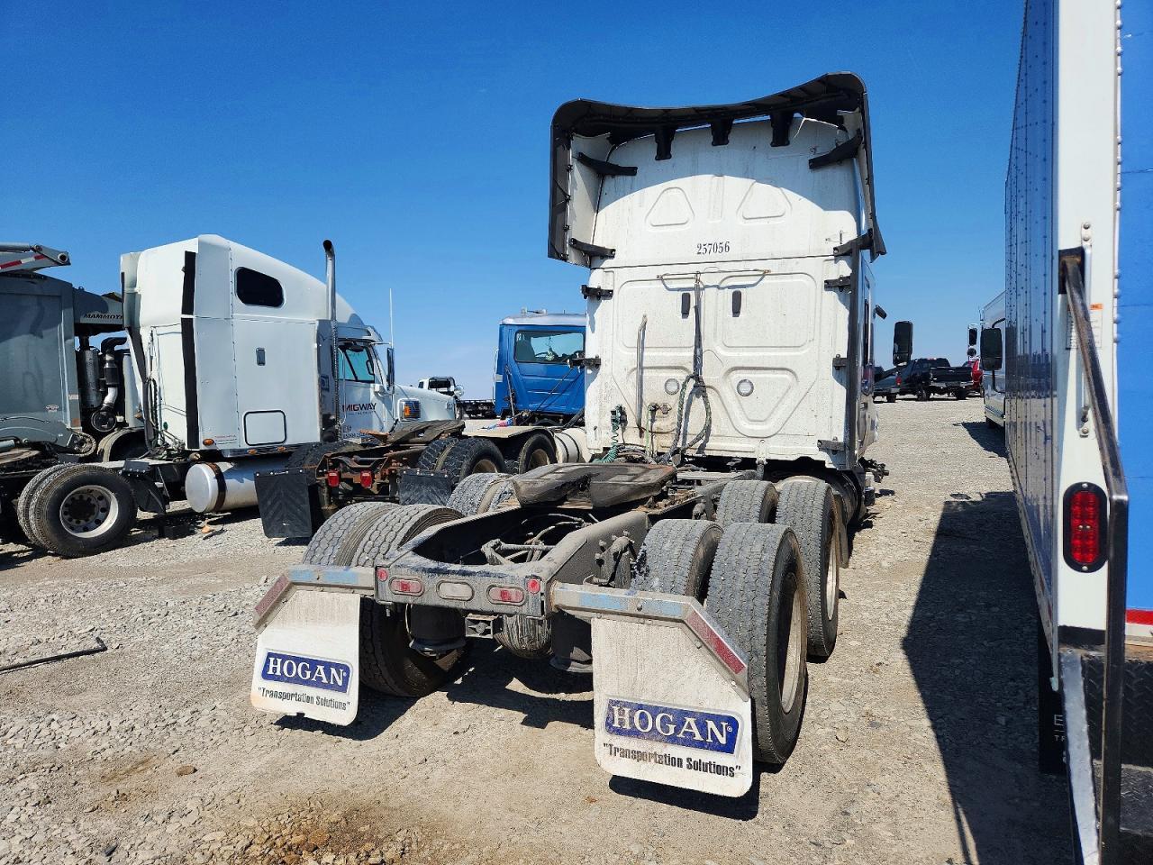 2025 Freigliner 2025 Freightliner Cascadia 126 Semi Truck