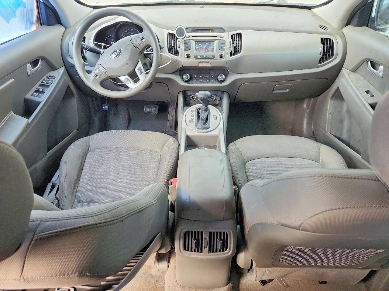 2015 KIA Sportage lx