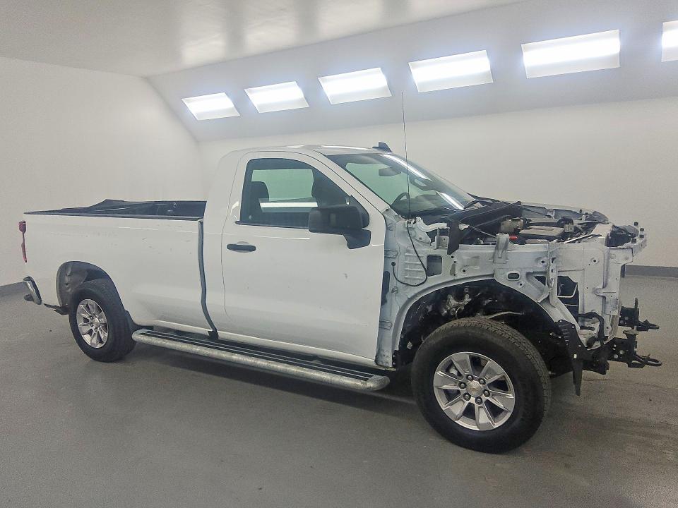 2025 Chevrolet Silverado C1500