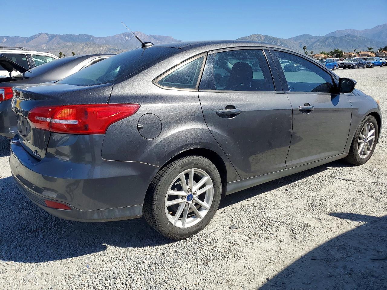 2015 Ford Focus se