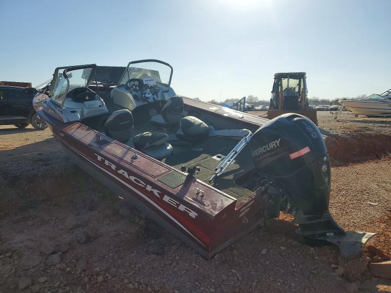 2014 Tracker Tracker