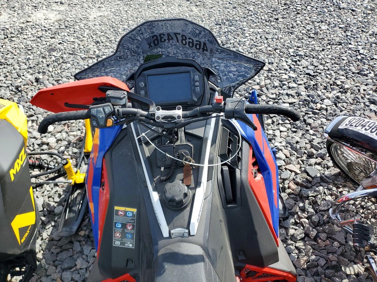 2024 Polaris 850 Indy XCR 136