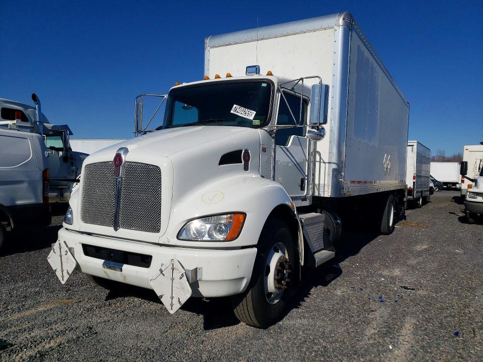 2020 Kenworth Construction T270