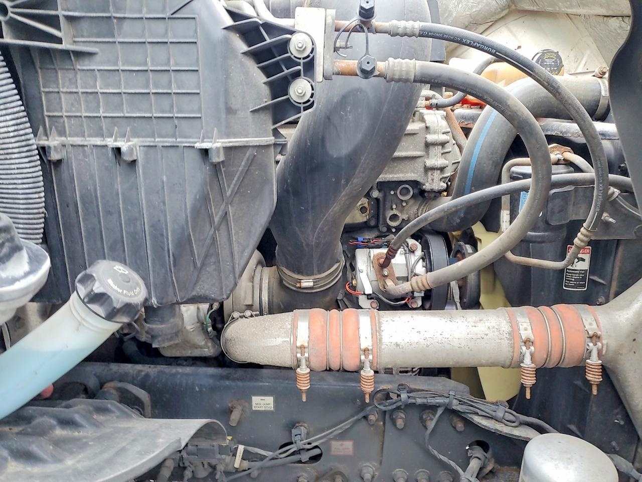 2019 Freightliner Cascadia 116 Semi Truck