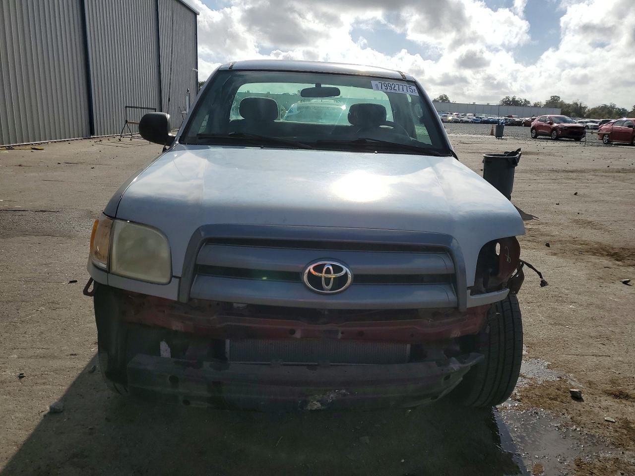 2003 Toyota Tundra Base