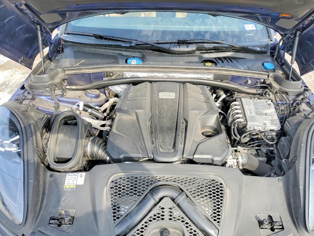 2022 Porsche Macan s