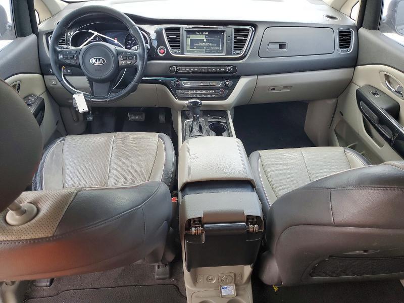 2016 KIA Sedona sx