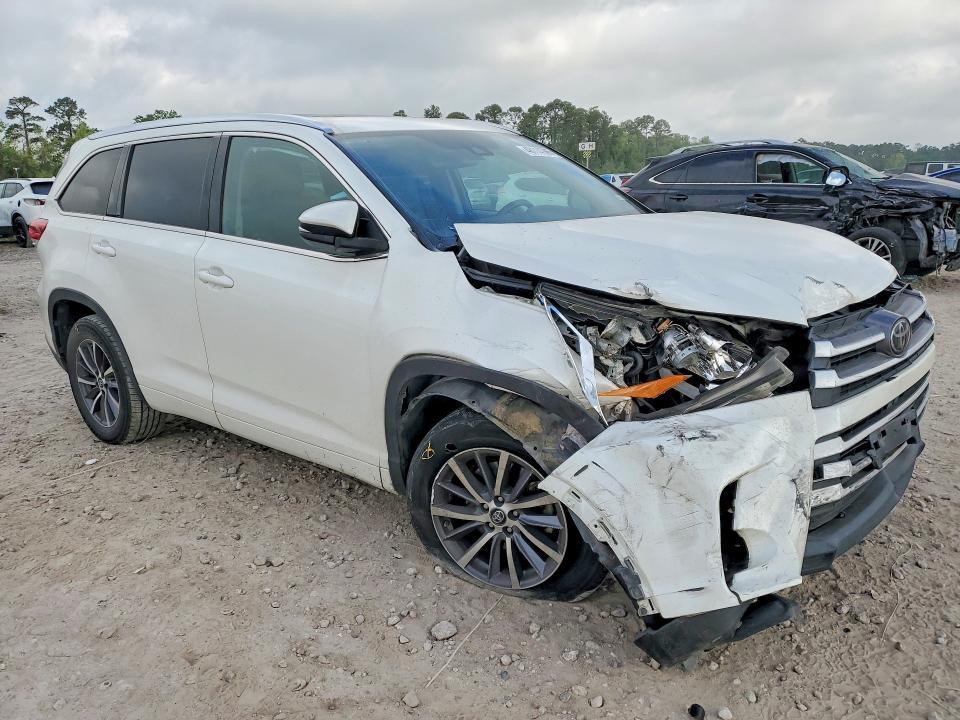 2018 Toyota Highlander xle