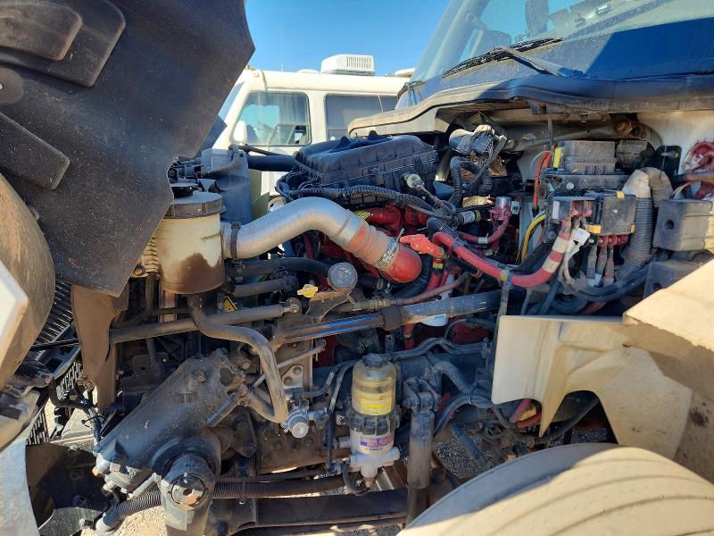 2023 International MV607 BOX Truck