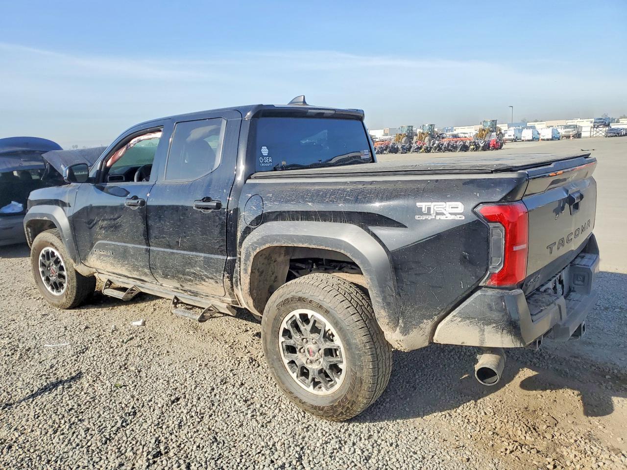 2025 Toyota Tacoma TRD OFF-ROAD HV