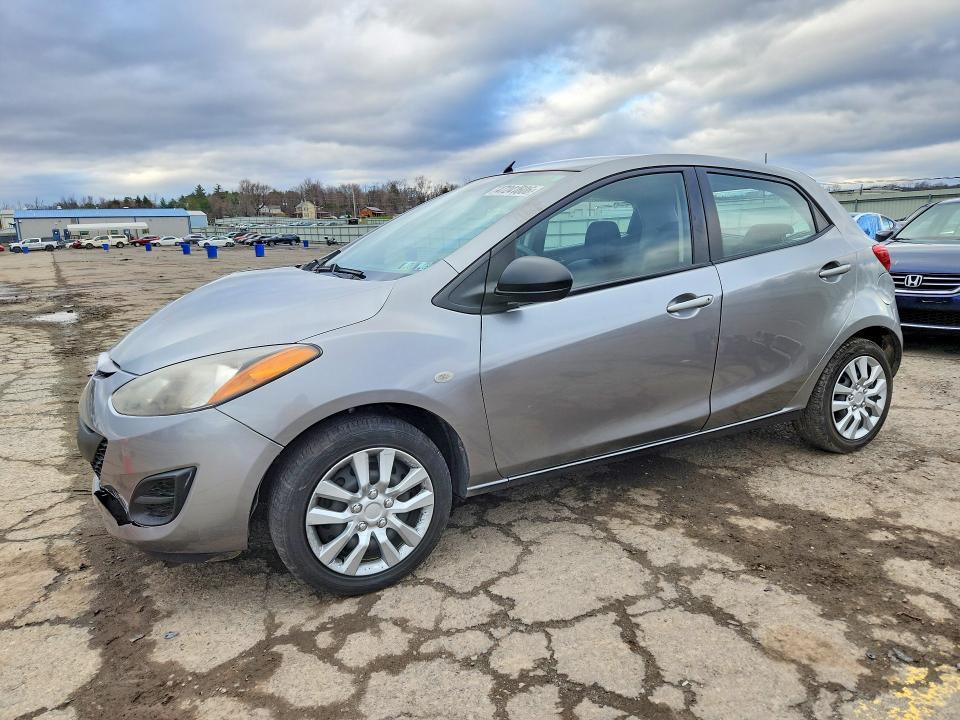 2013 Mazda 2