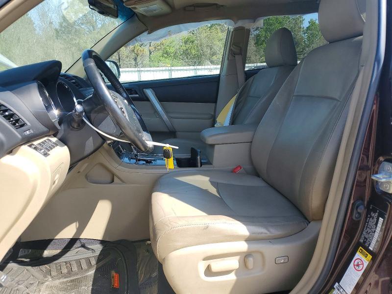 2012 Toyota Highlander se