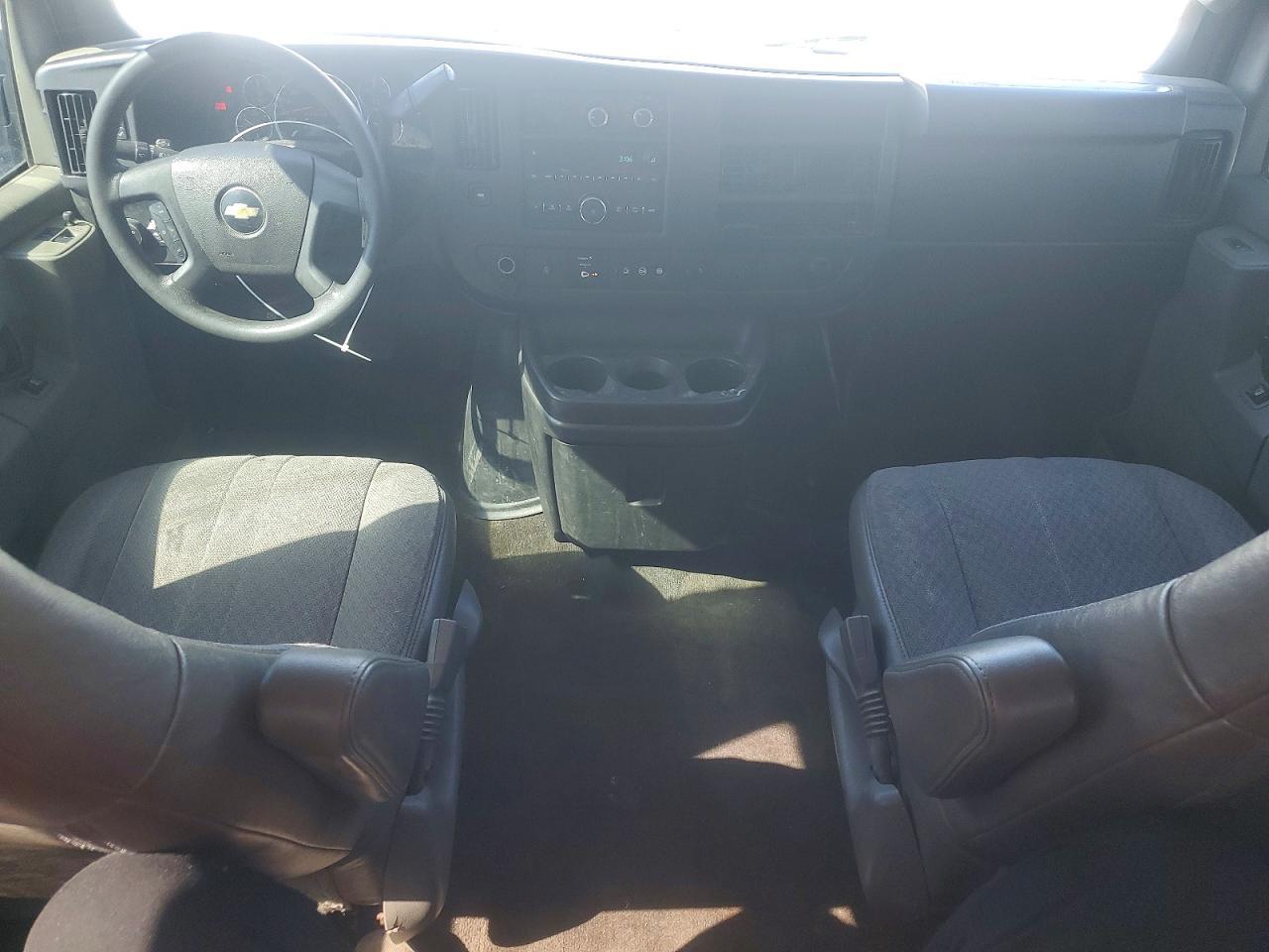 2019 Chevrolet Express G3500 LT