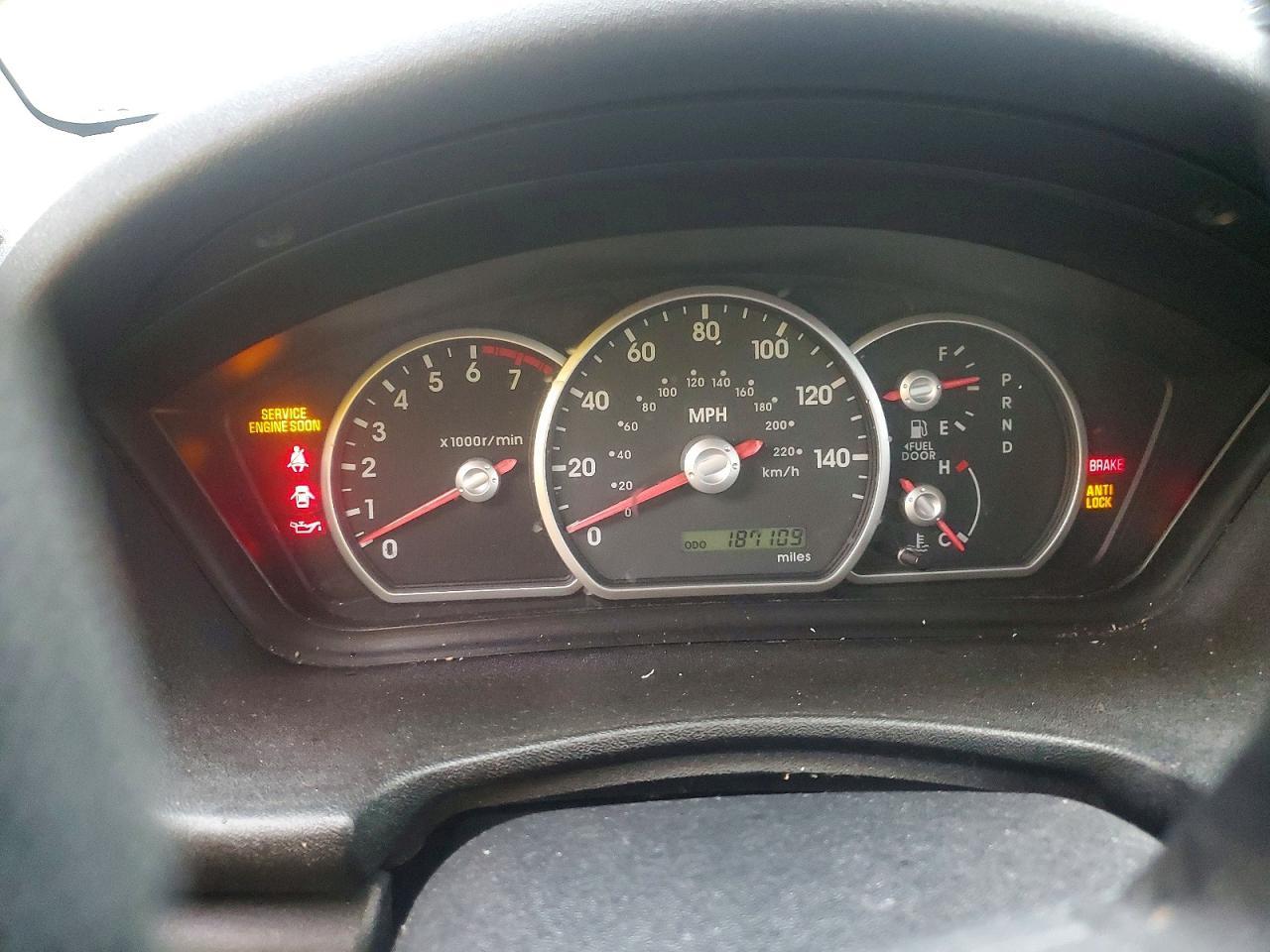 2004 Mitsubishi Endeavor ls