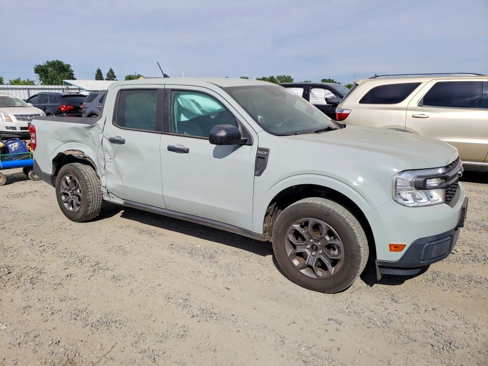 2022 Ford Maverick XL