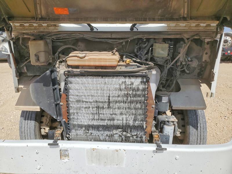 2006 Freightliner MT45G Delivery Van