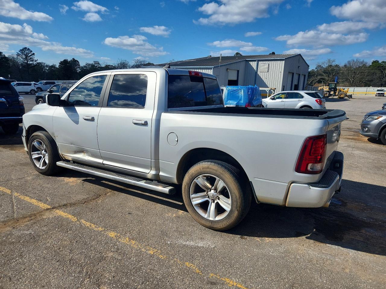 2016 Dodge RAM 1500 Sport