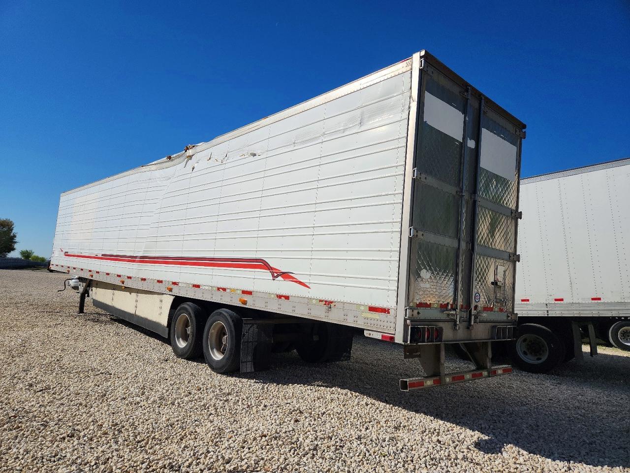 2015 Utility VS2RA Refrigerated Van Trailer