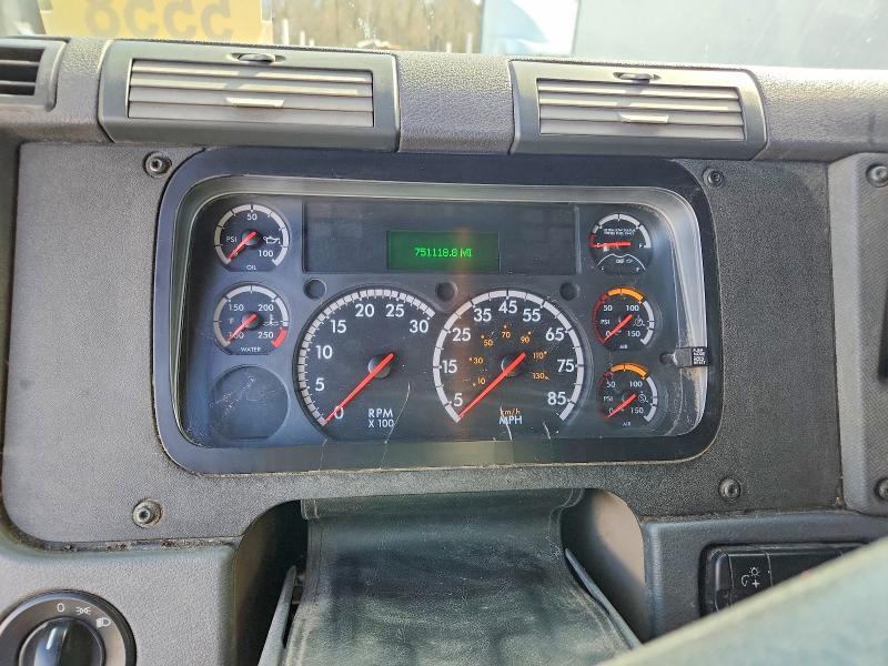 2018 Freigliner 2018 Freightliner Cascadia 125 Semi Truck