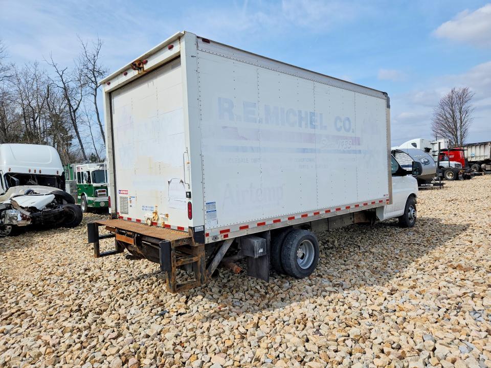 2019 Chev Rolet Express BOX Truck