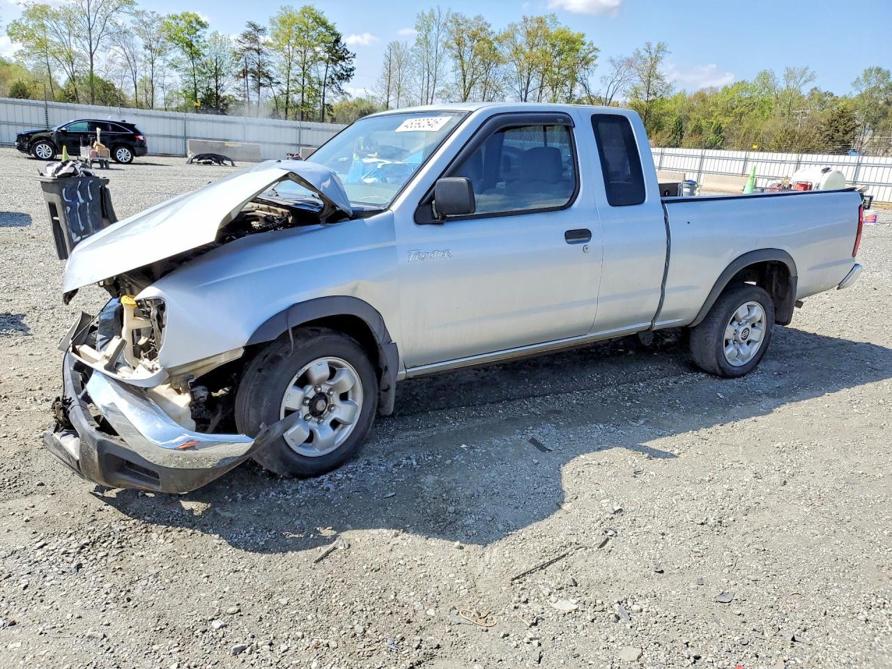 2000 Nissan Frontier XE