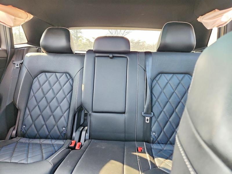 2024 Volkswagen Atlas Cross Sport sel Premium R-line