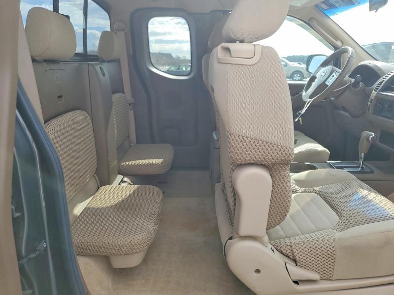 2005 Nissan Frontier SE