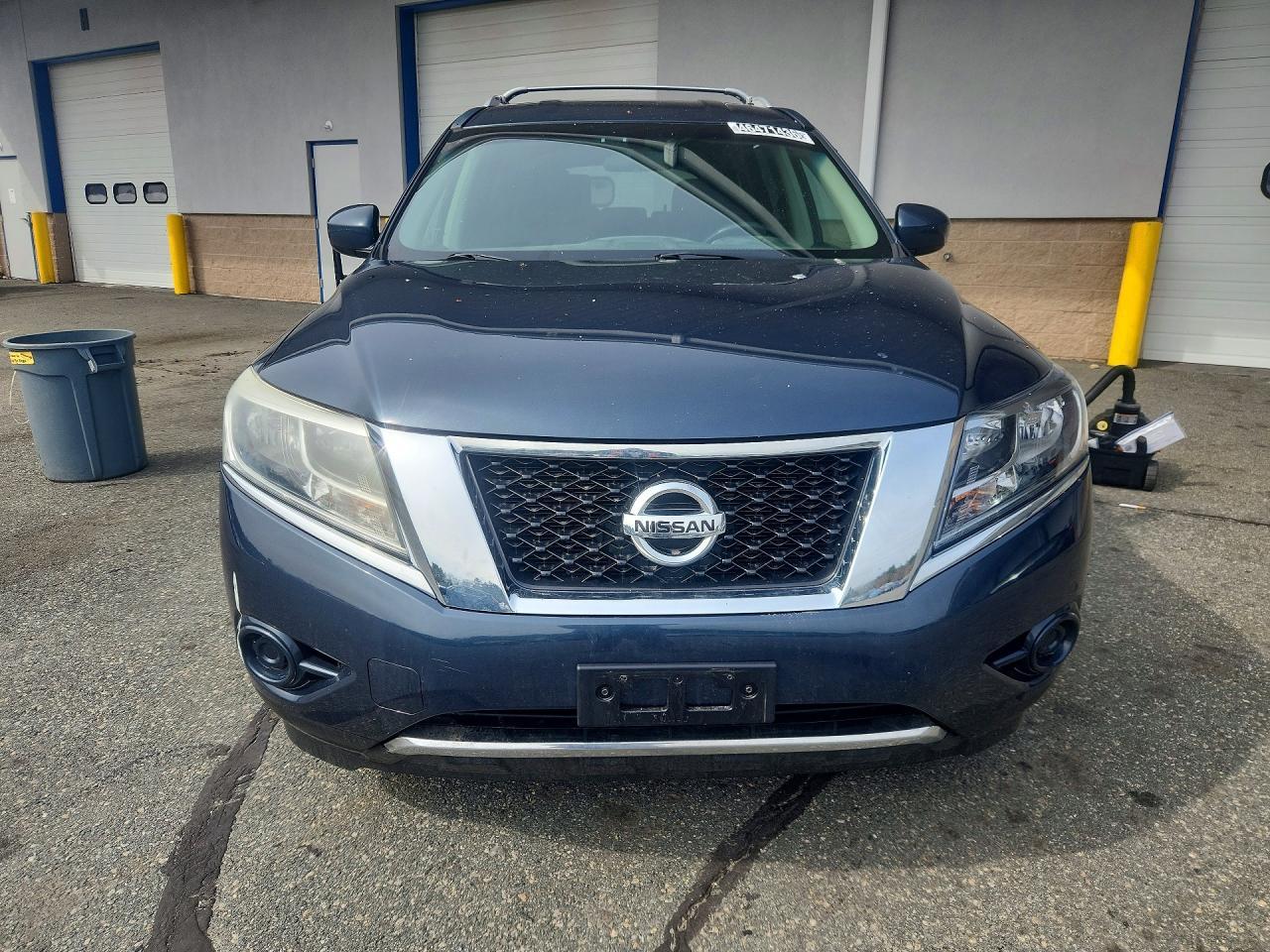 2014 Nissan Pathfinder sv