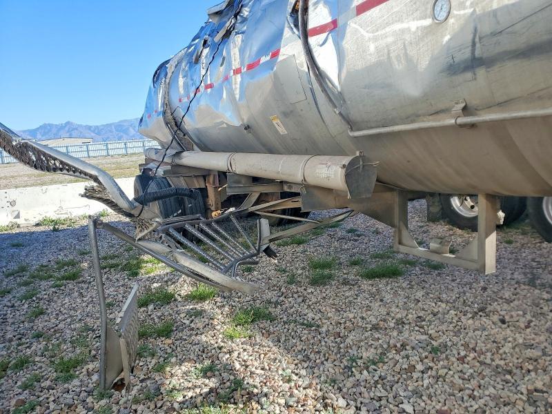 2012 Bren NER Tank Trailer