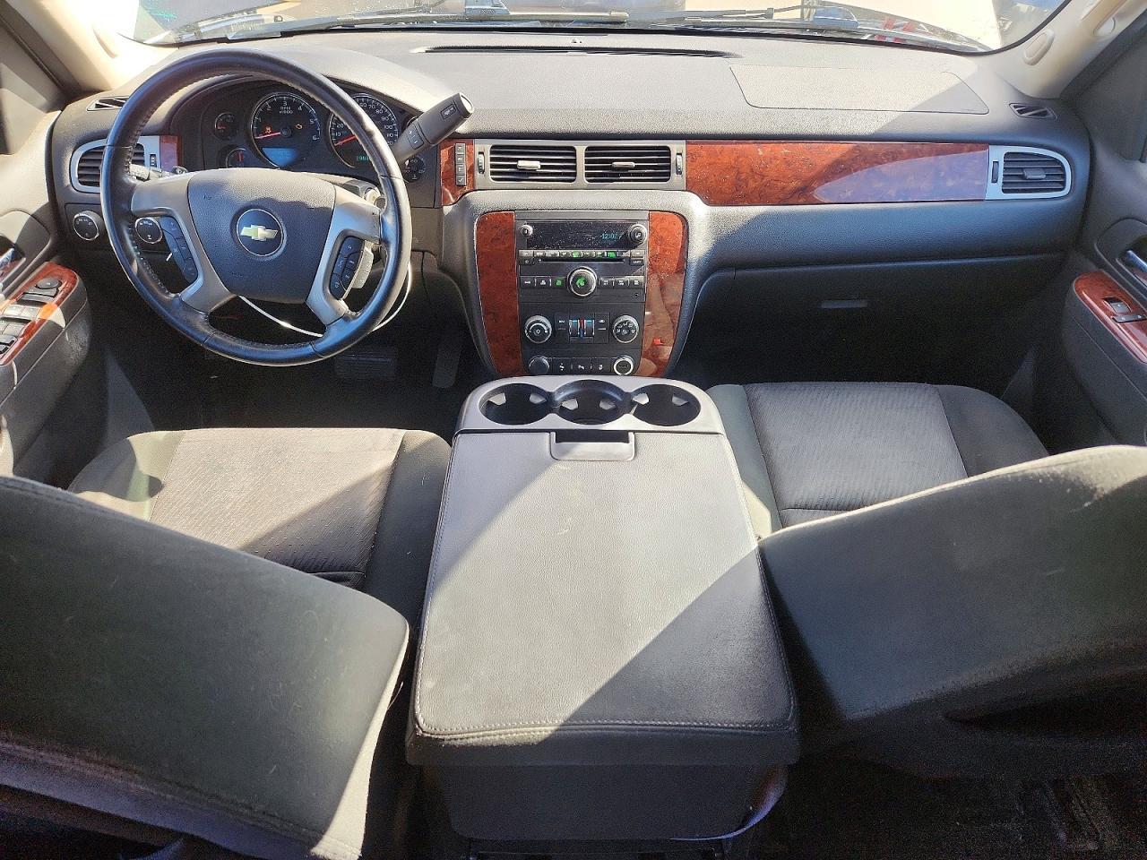 2012 Chevrolet Suburban K1500 ls