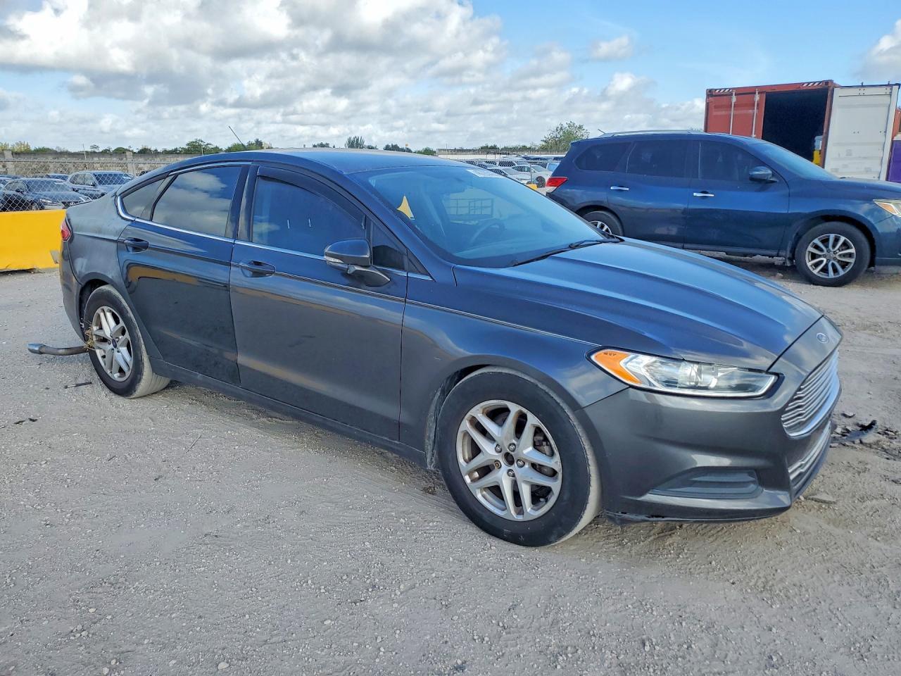 2016 Ford Fusion se