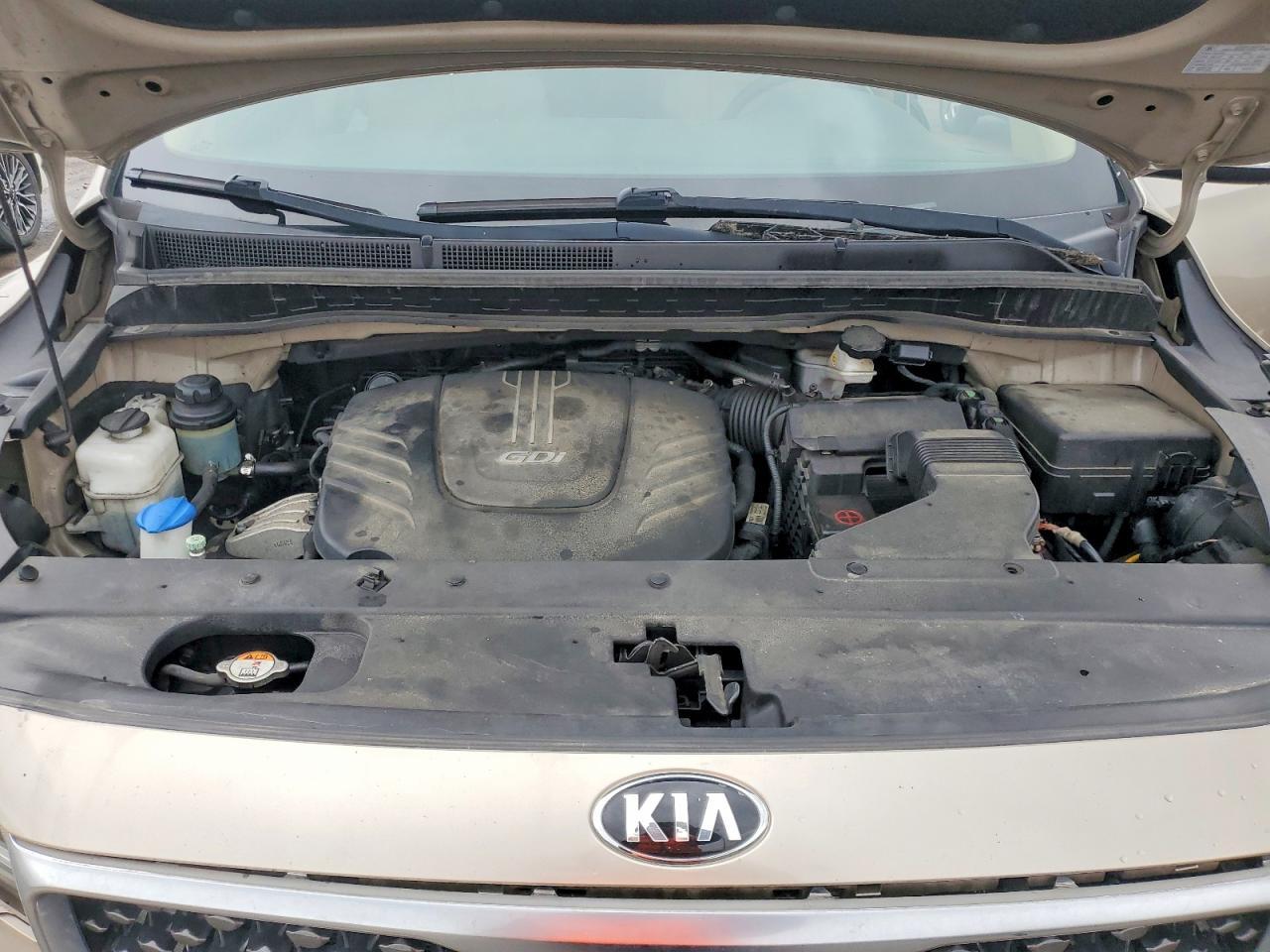 2016 KIA Sedona lx