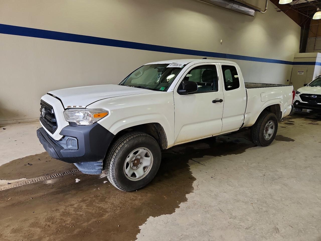 2016 Toyota Tacoma SR