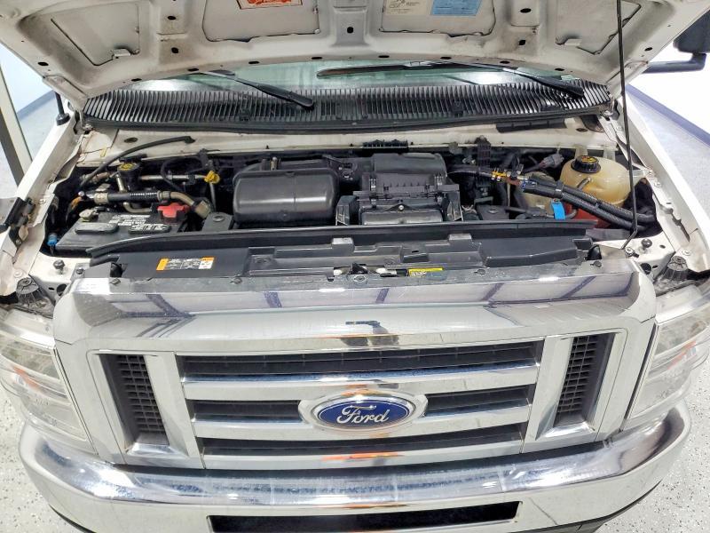 2022 Ford E350 Shuttle Bus