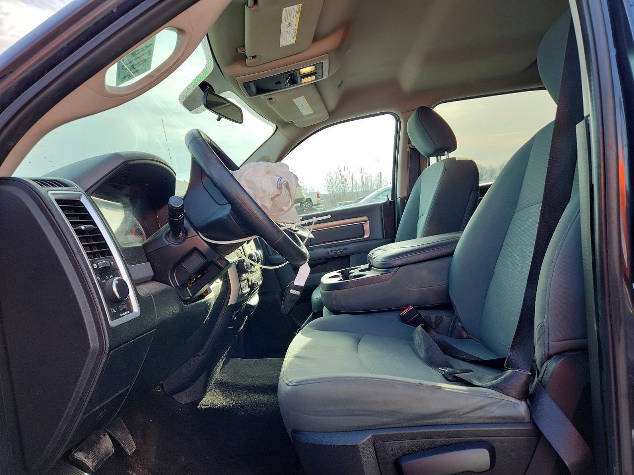 2017 Dodge RAM 1500 SLT