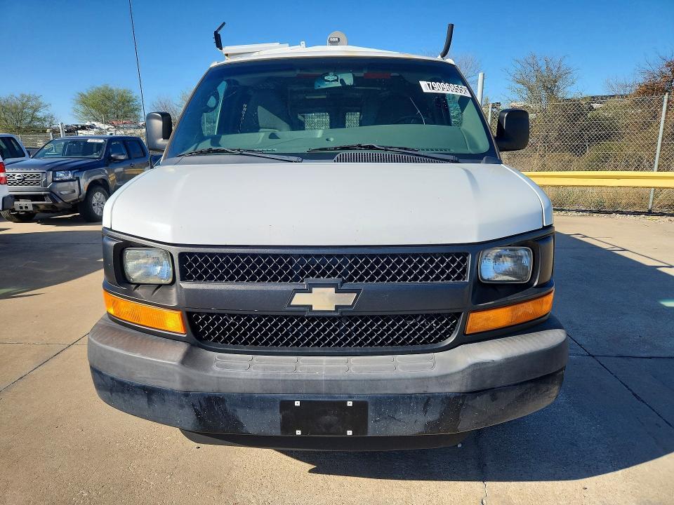 2013 Chev Express G2500