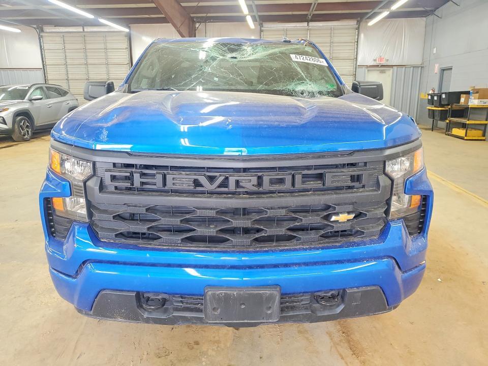 2022 Chevrolet Silverado K1500 Custom