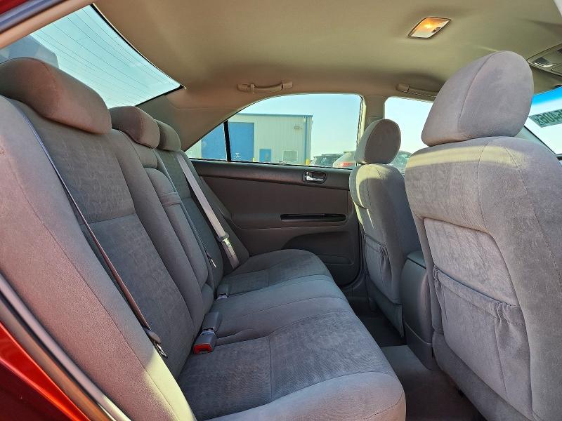 2005 Toyota Camry le