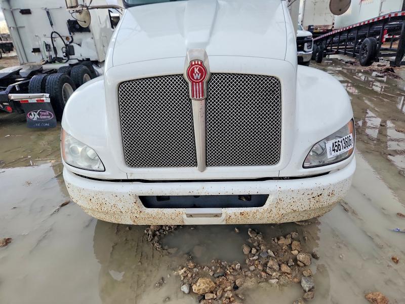 2019 Kenworth 548CH BOX Truck