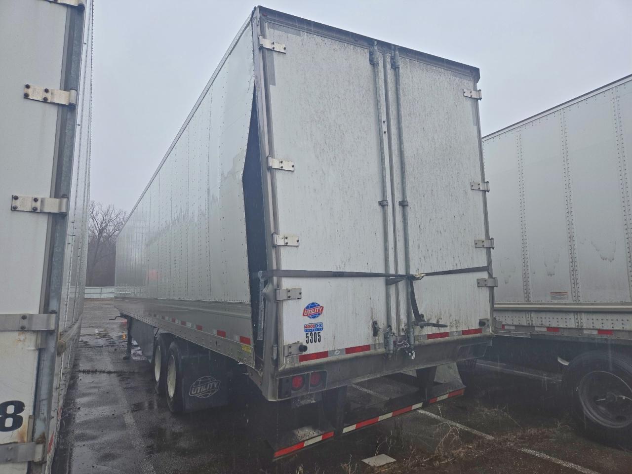 2025 Utility VS2DX DRY Van Trailer