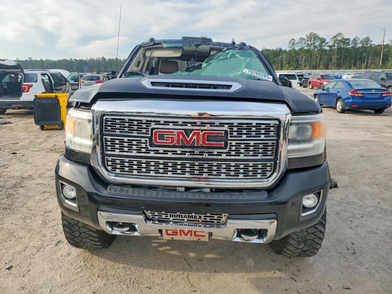 2018 GMC Sierra K2500 Denali