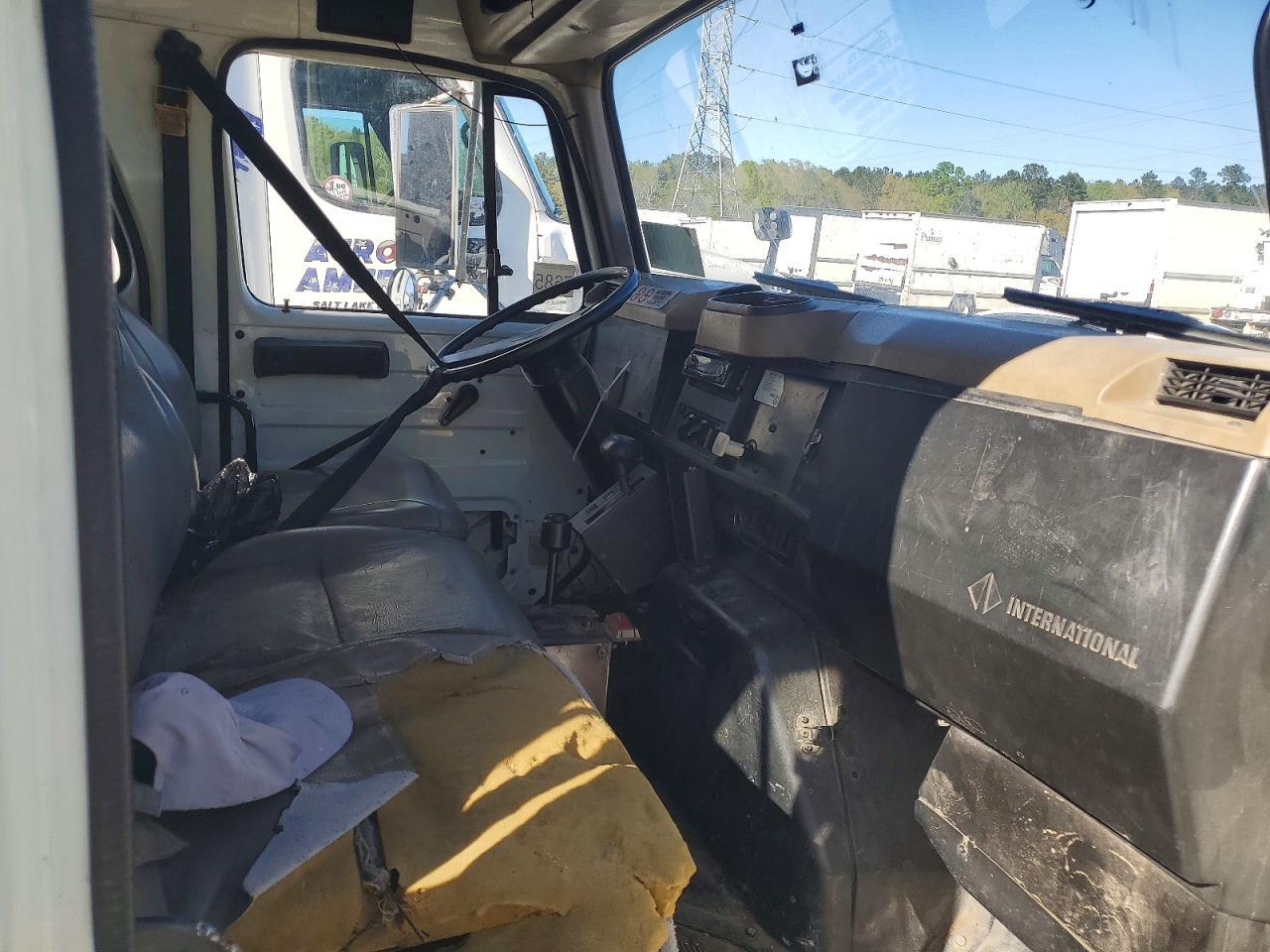 2002 International 4700 Dump Truck